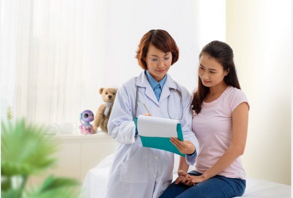 Bệnh sùi mào gà ở nữ giới: Hình ảnh, triệu chứng, cách chữa